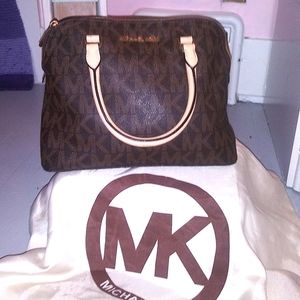 Michael kors satchel